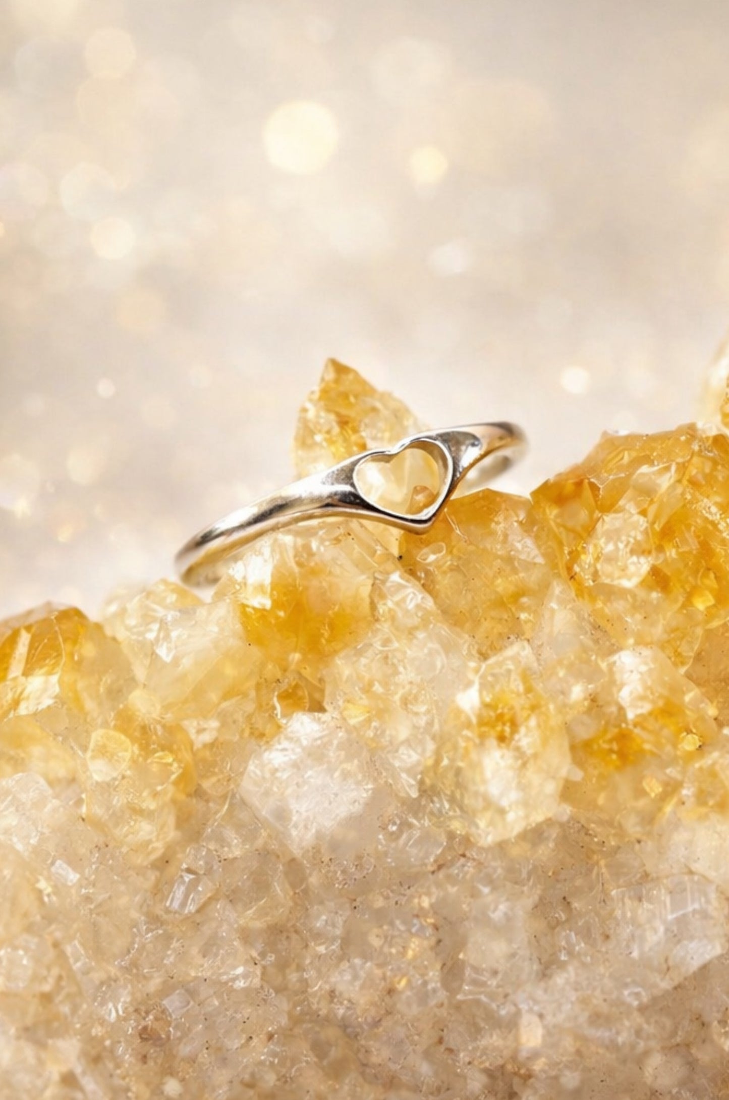Anillo Corazón en Oro Blanco 14k