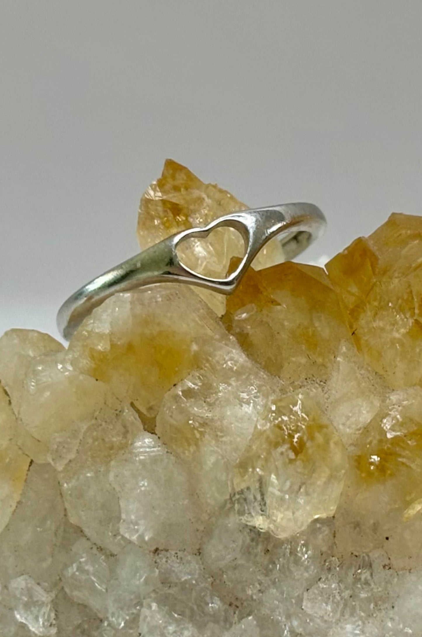 Anillo Corazón en Oro Blanco 14k