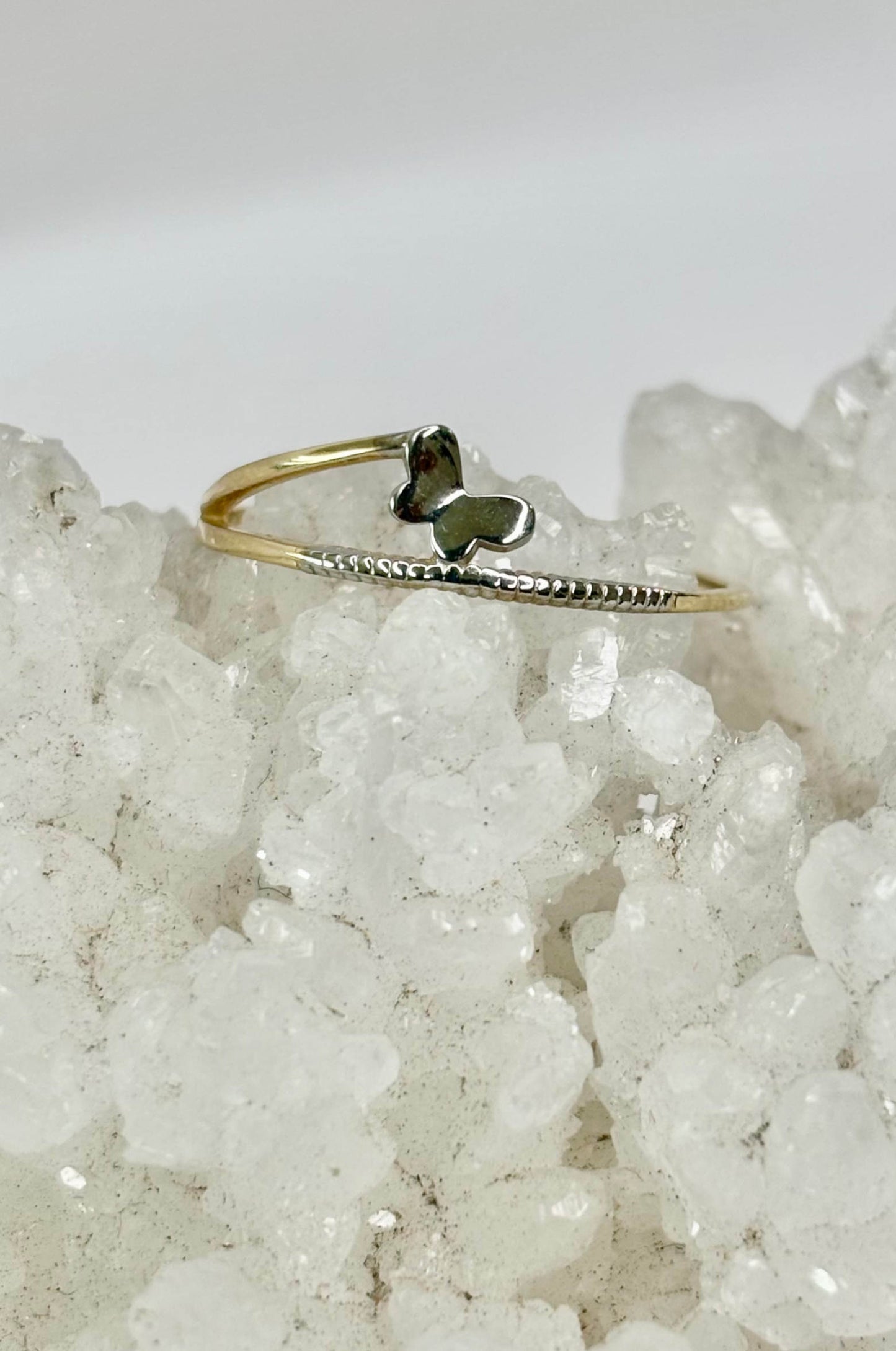 Anillo de Mariposa en Oro Blanco y Oro Amarillo 14k