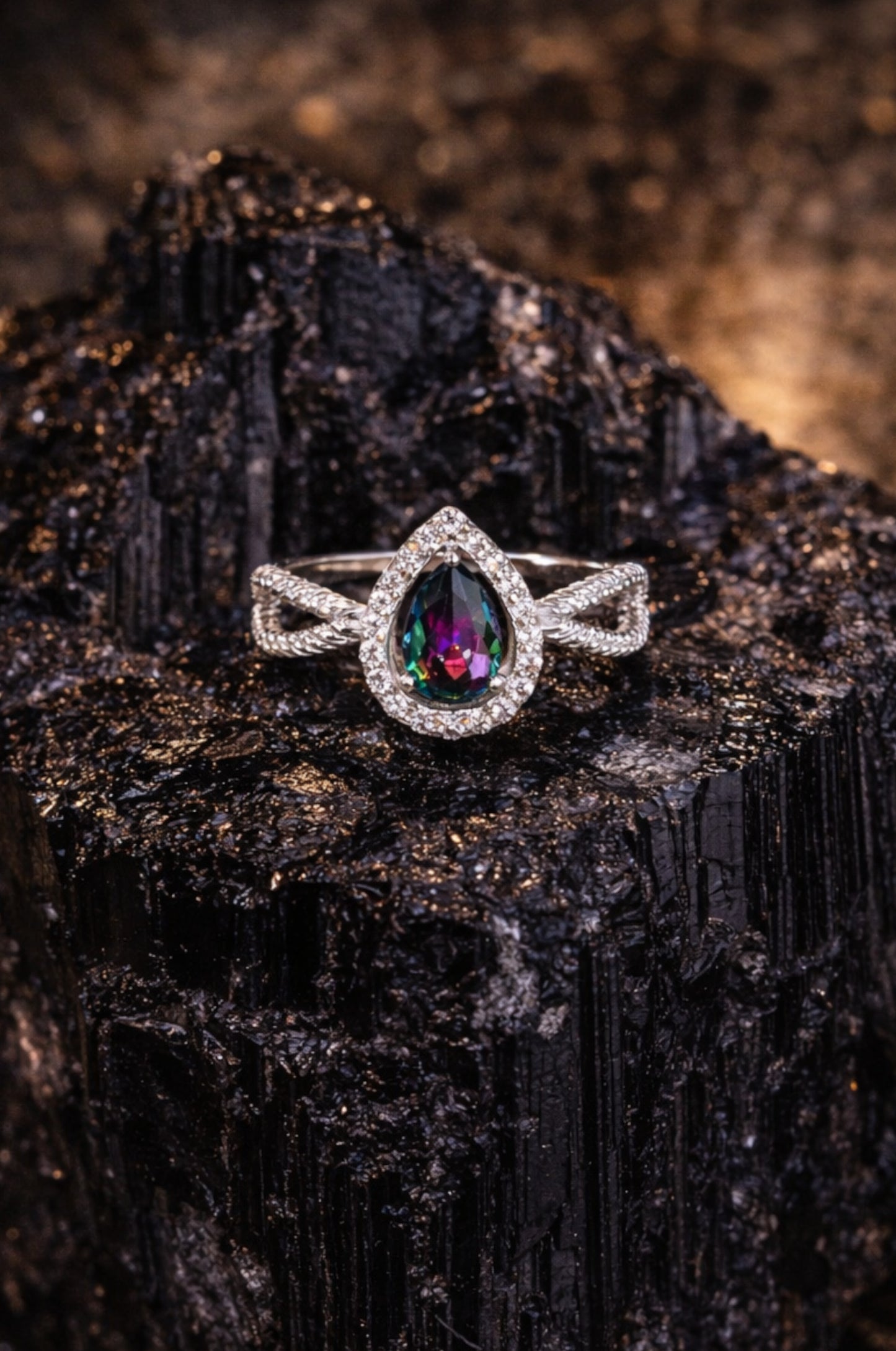 Anillo pera mística en plata 925