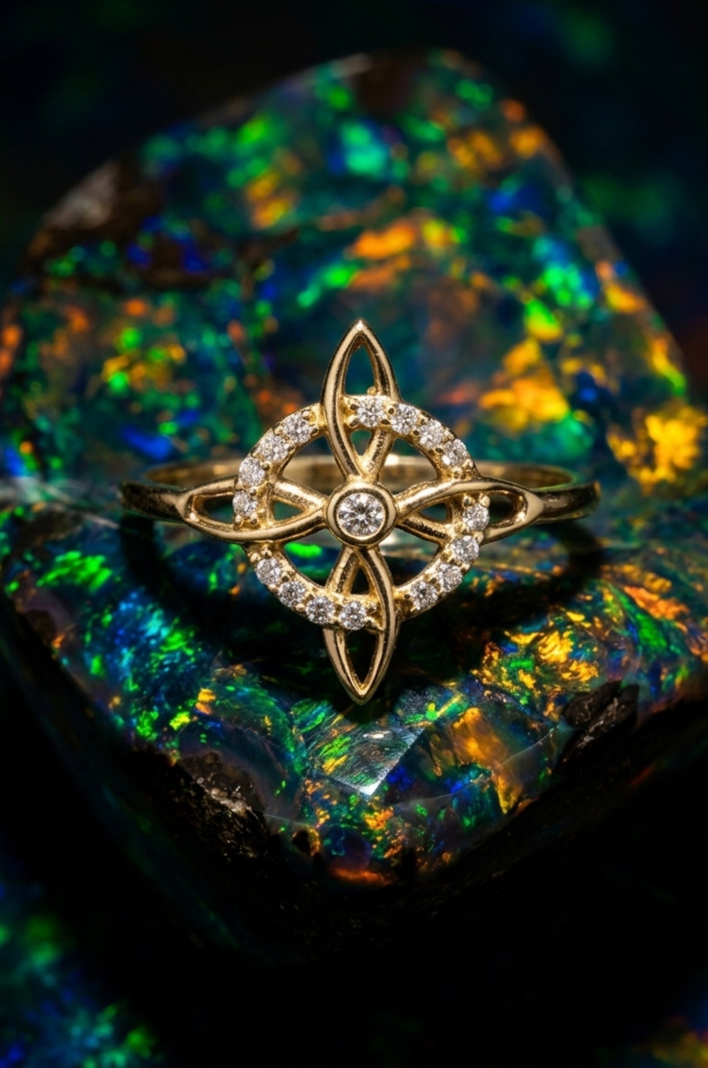 Anillo nudo de bruja en oro italiano 10K