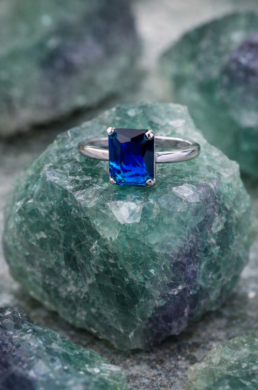 Anillo esmeralda azul en plata 925