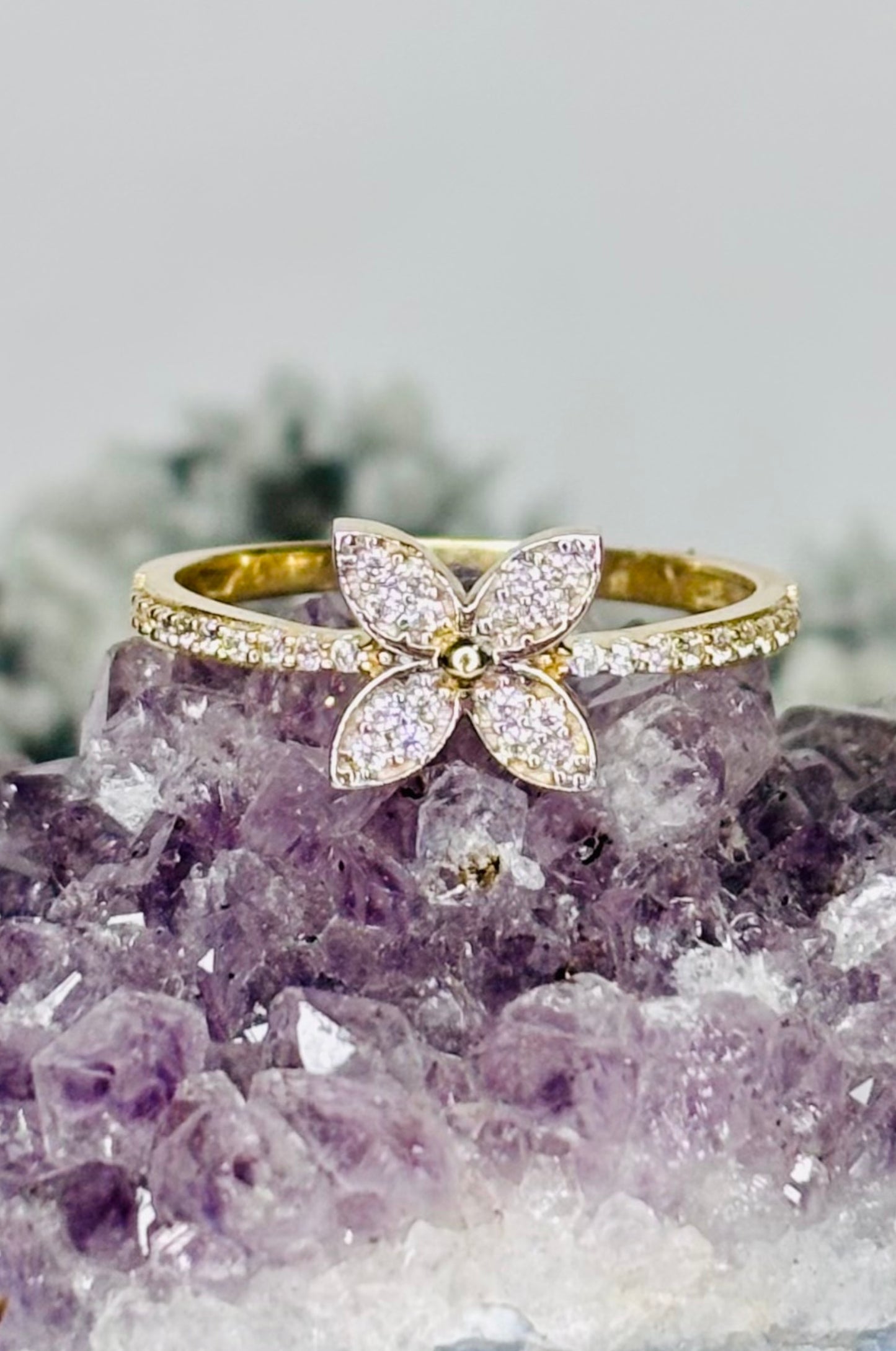 Anillo flor 4 pétalos en oro amarillo 14K