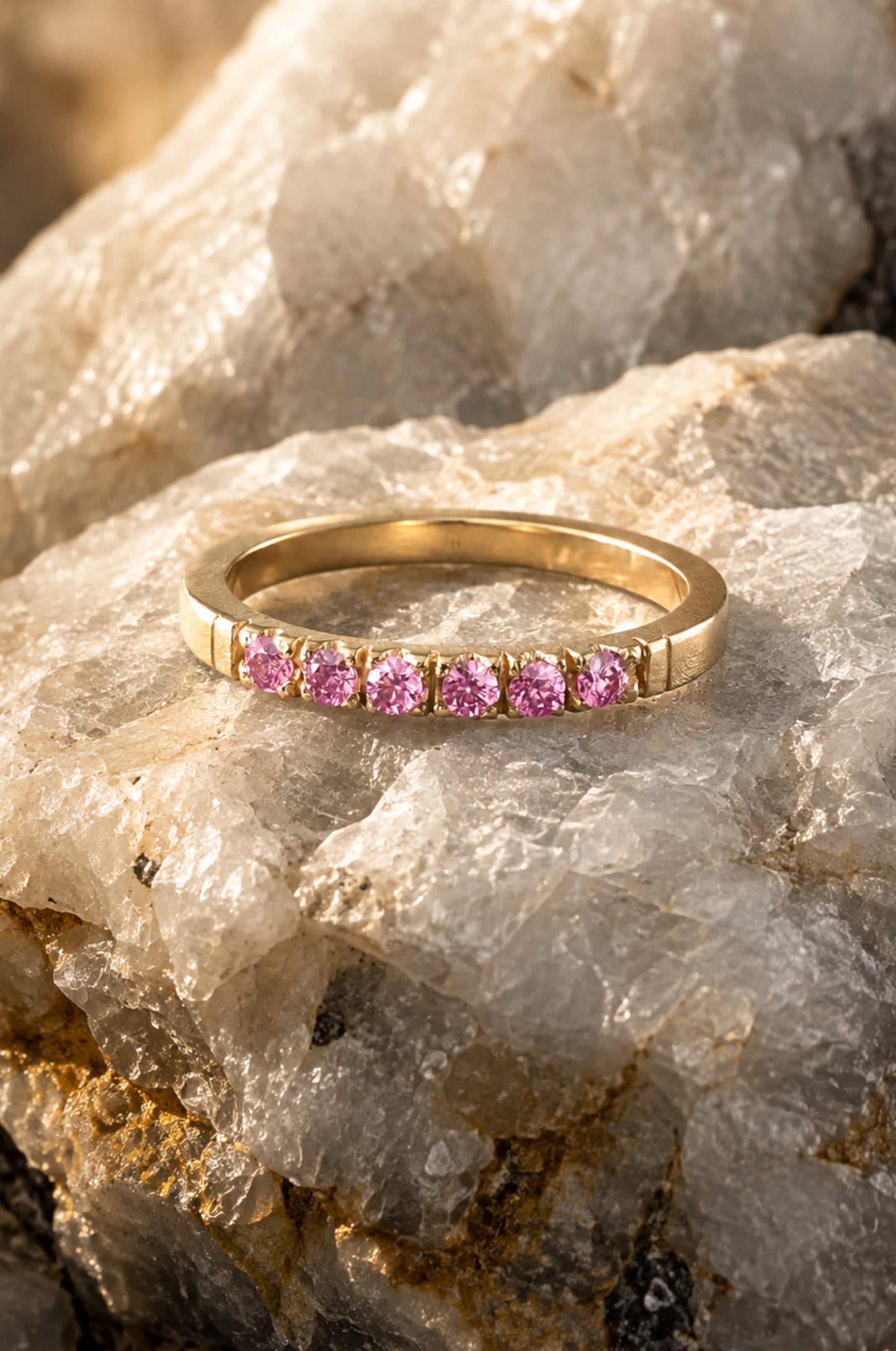 Media churumbela moissanita rosa en oro 14K