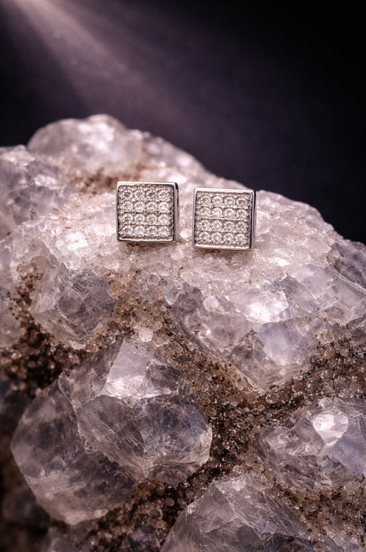 Aretes cuadrados en oro blanco 10K