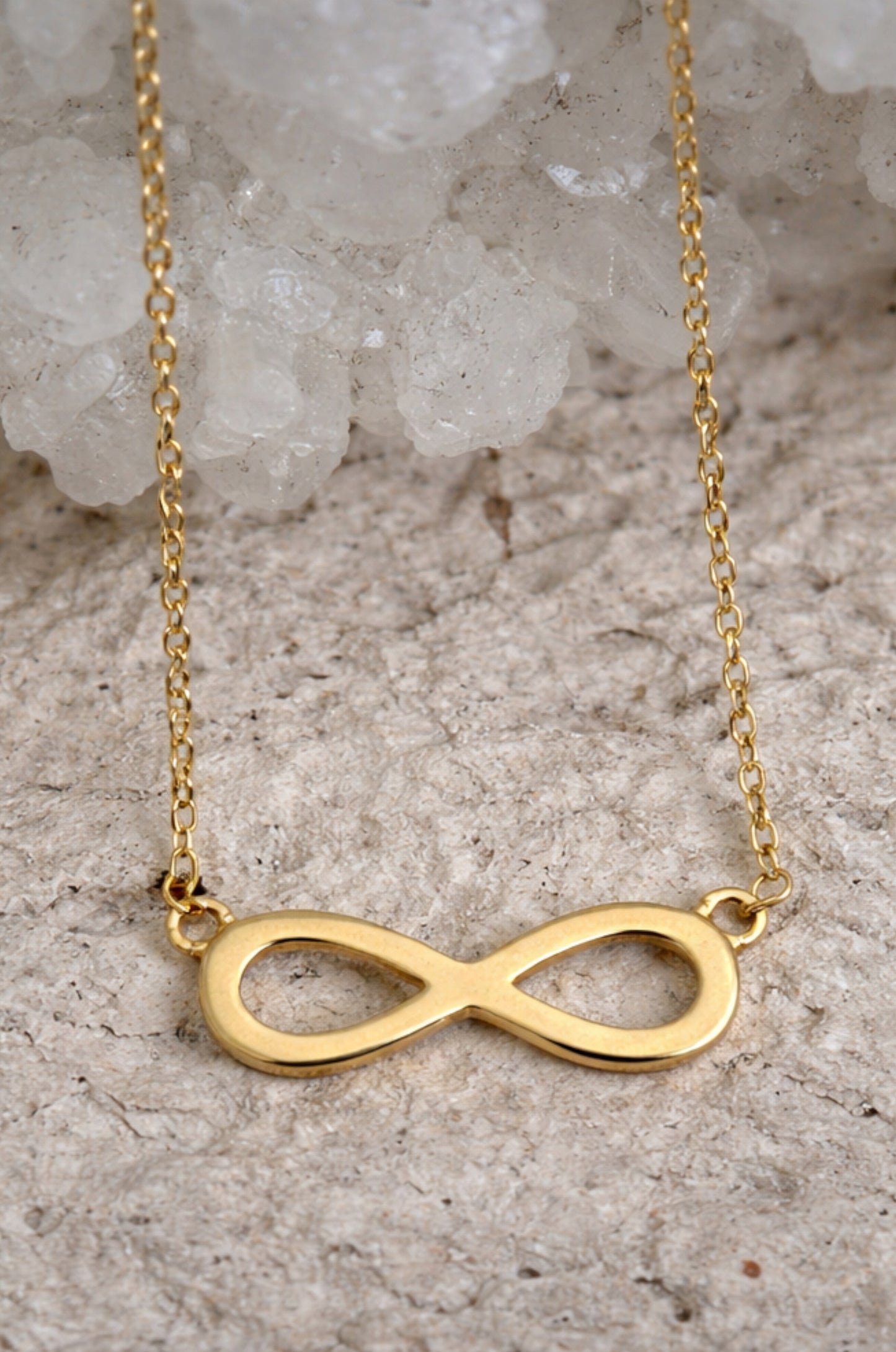 Collar Infinito Liso en Oro Amarillo 10k