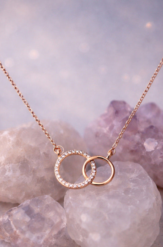 Collar doble círculo con zirconitas blancas corte diamante en Plata 925