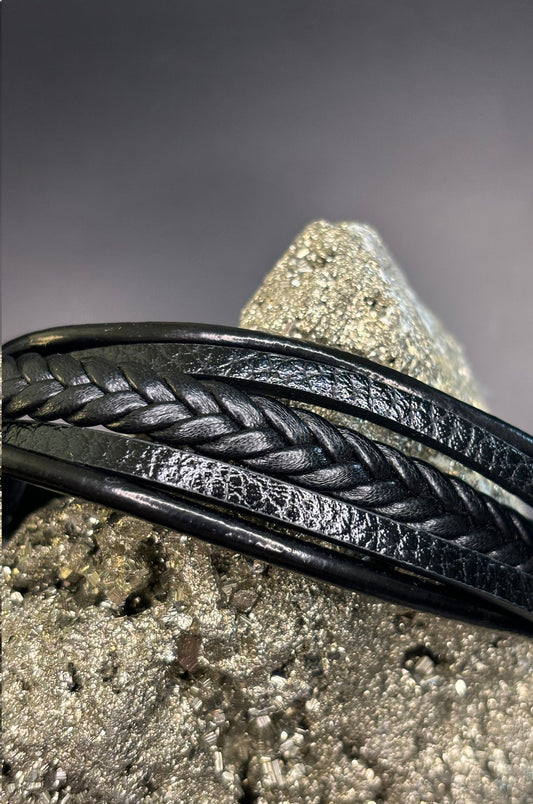 Pulsera de piel negra trenzada de 5 tiras